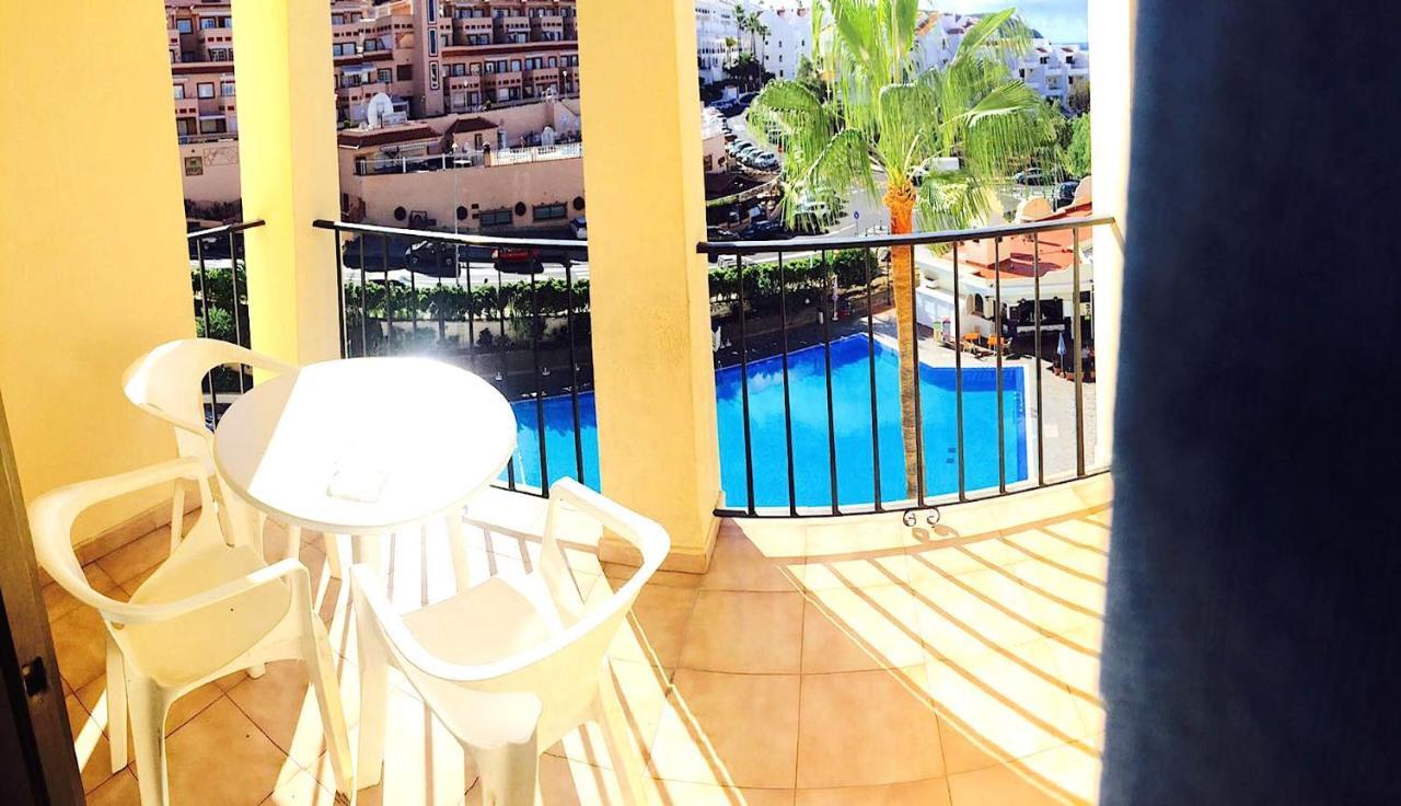 Studio Castle Harbour Vistas Piscina Apartment Los Cristianos  Bagian luar foto